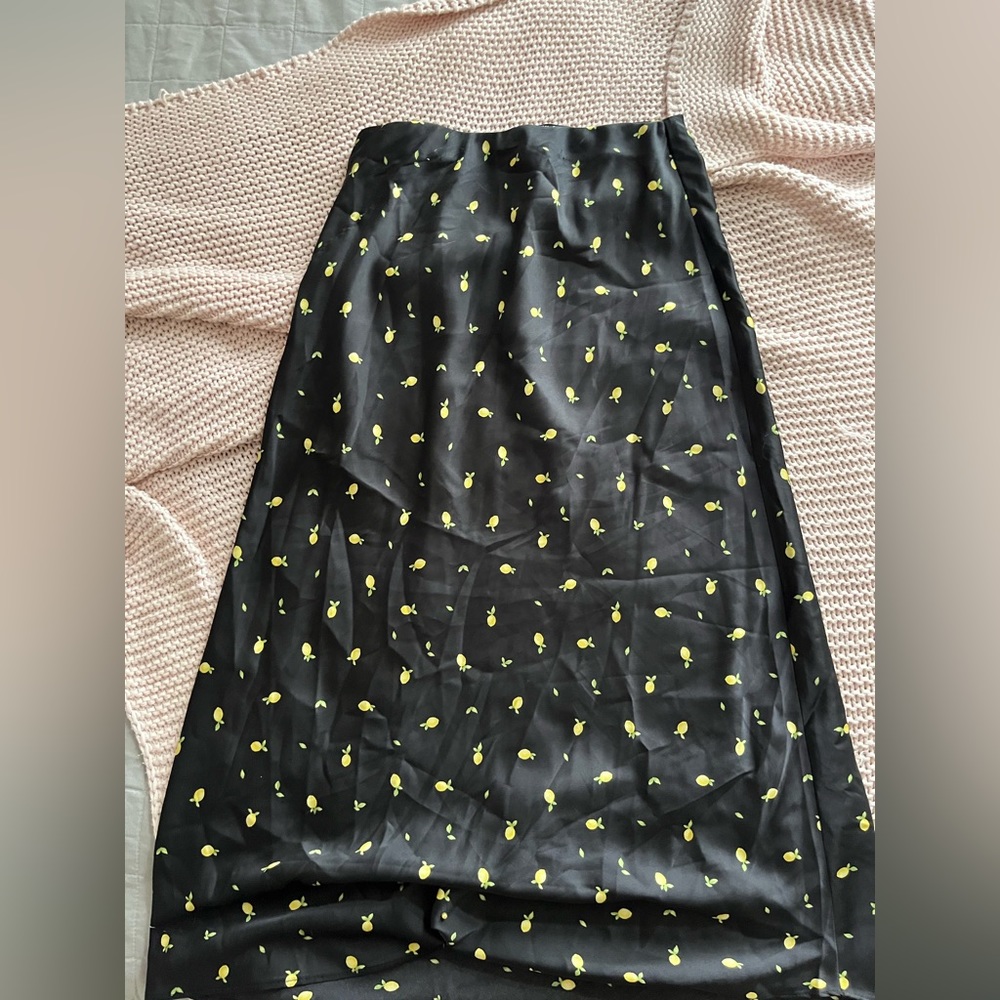 Satin black Lemon maxi skirt
